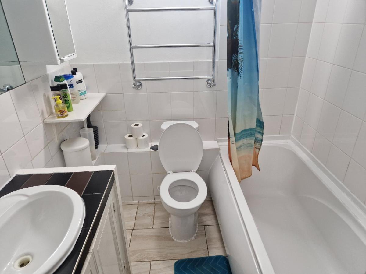 Apartamento Twin Bed For Guests Londres Exterior foto