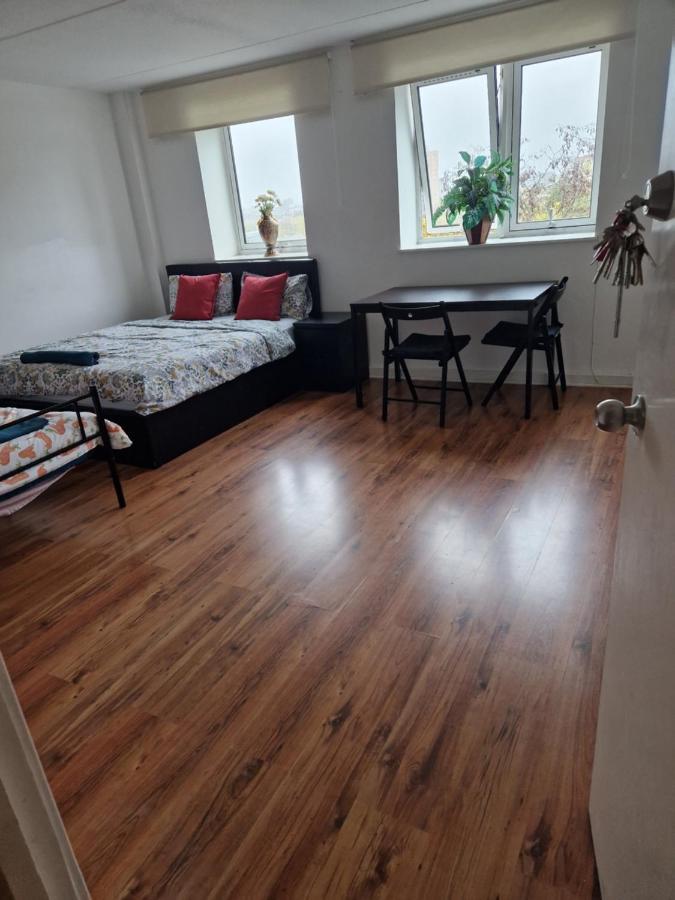 Apartamento Twin Bed For Guests Londres Exterior foto
